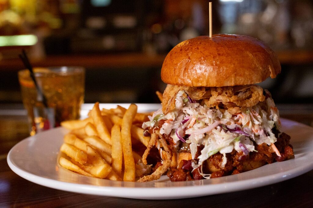 giant-burgers-thunder-buttons-colorado-springs