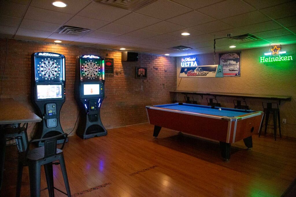 carefree-bar-colorado-springs-darts